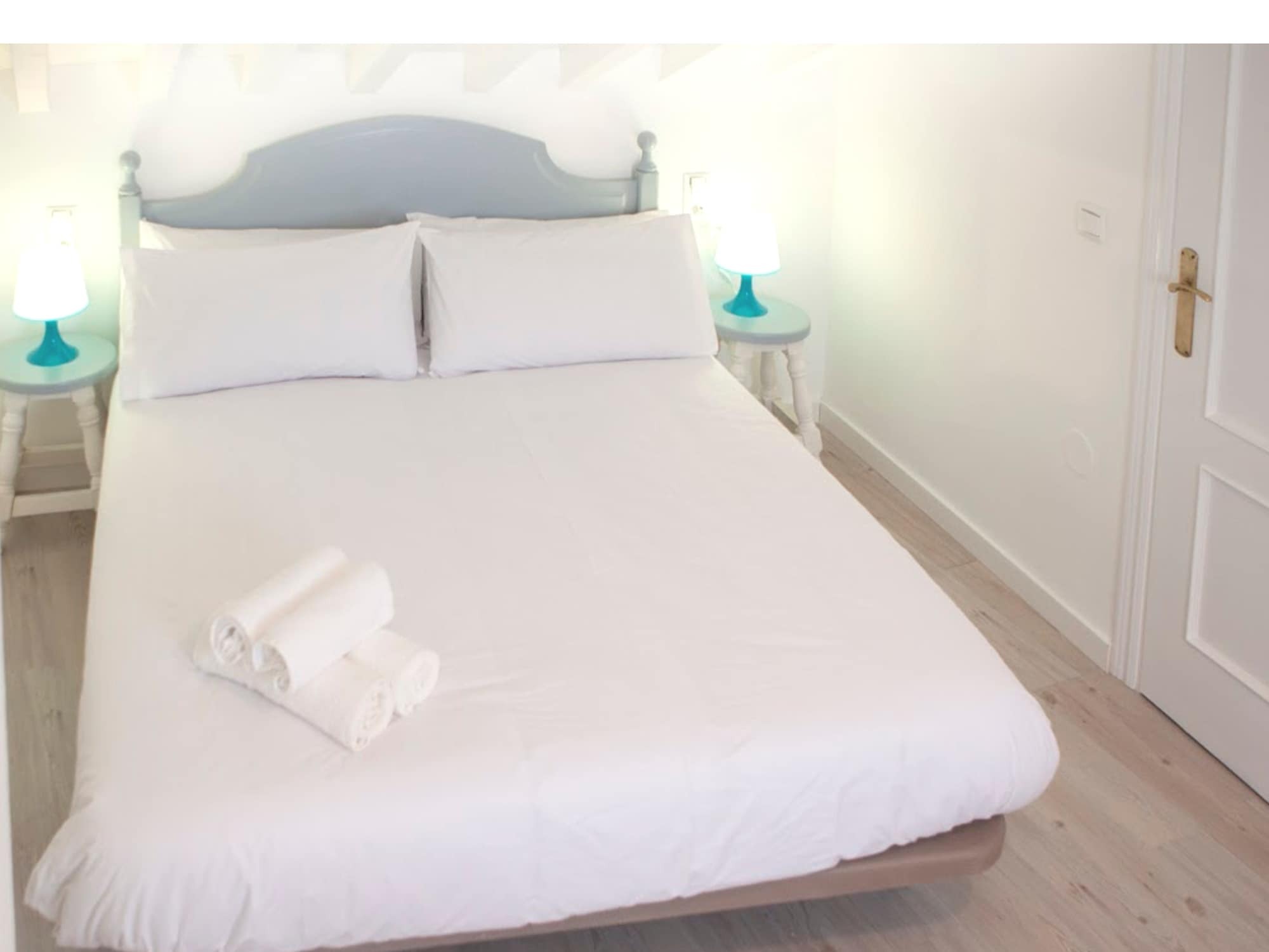 Del Parque Flats Santos Exclusive Apartment Малага Екстериор снимка